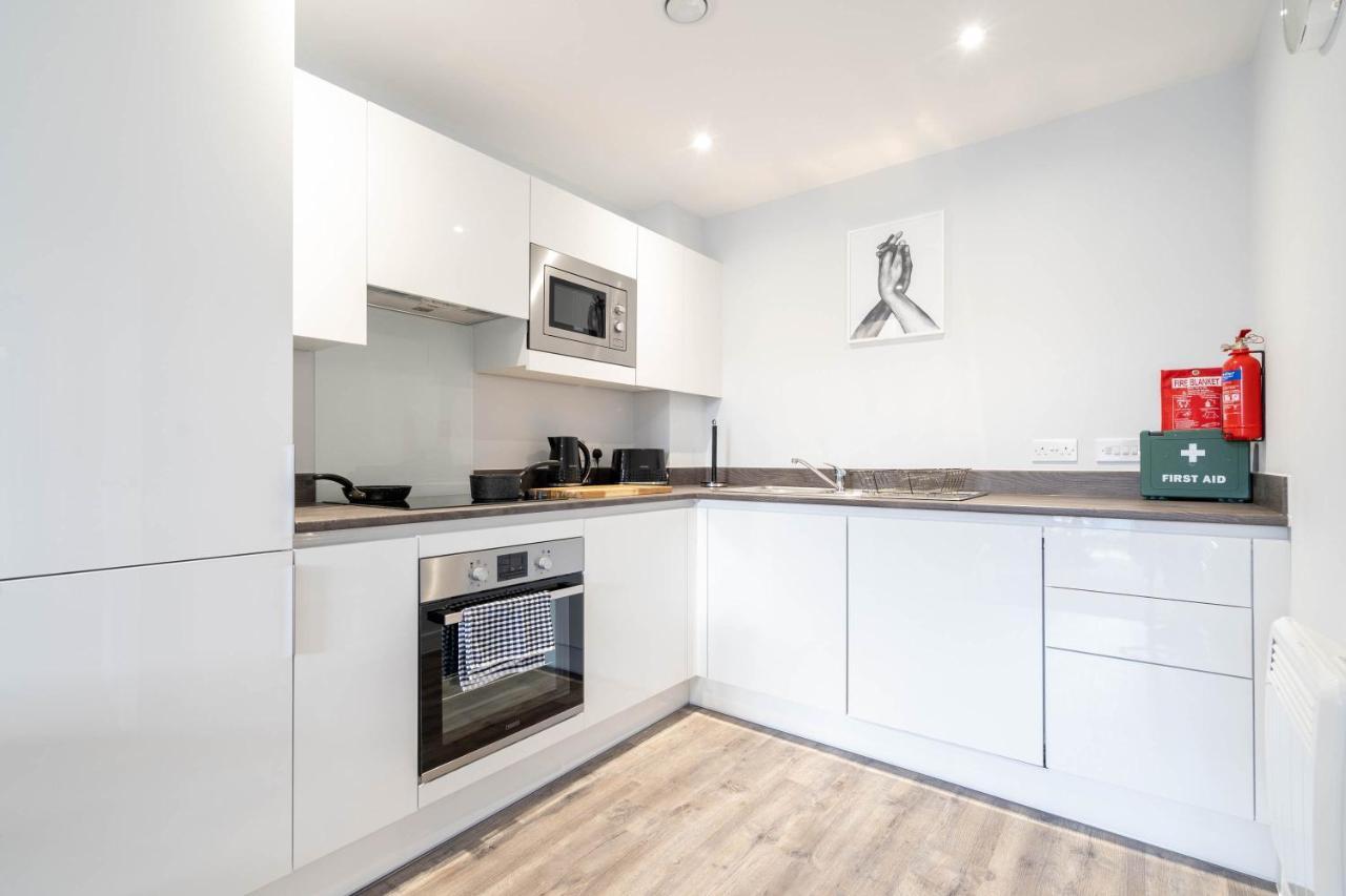 Caliber Stays Apartments & Homes - The Aphrodite Suite- 2 Bedroom Apartment - City Centre - Free Netflix & Rooftop Skyline Views Birmingham Exterior photo