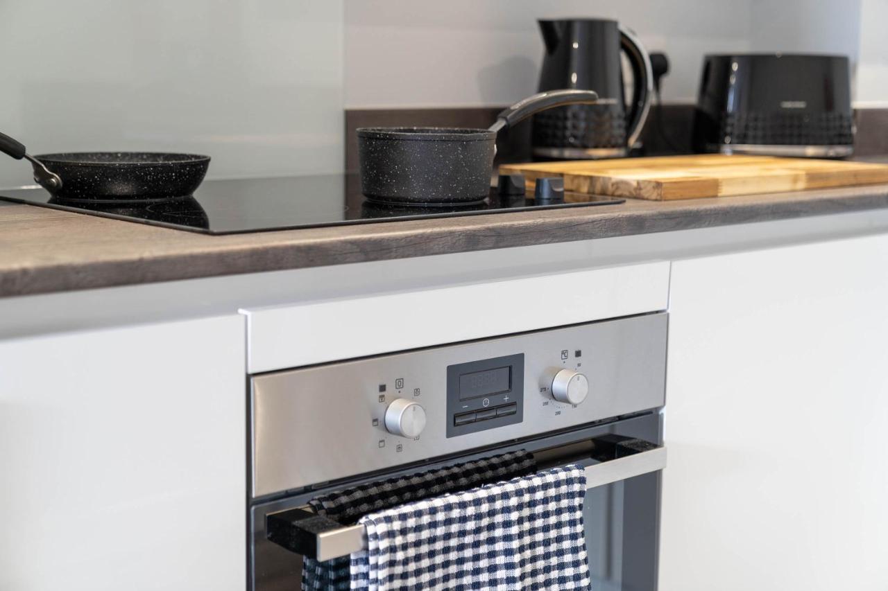 Caliber Stays Apartments & Homes - The Aphrodite Suite- 2 Bedroom Apartment - City Centre - Free Netflix & Rooftop Skyline Views Birmingham Exterior photo