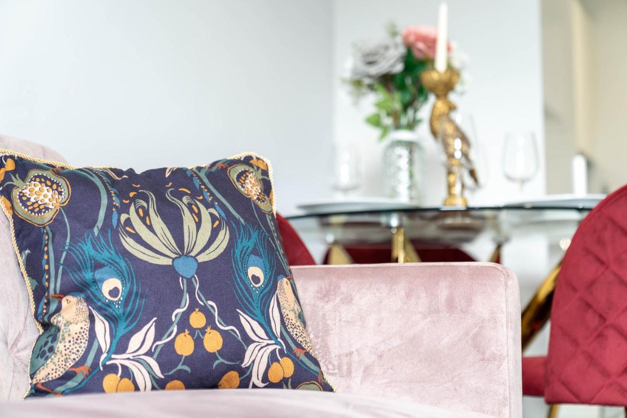Caliber Stays Apartments & Homes - The Aphrodite Suite- 2 Bedroom Apartment - City Centre - Free Netflix & Rooftop Skyline Views Birmingham Exterior photo